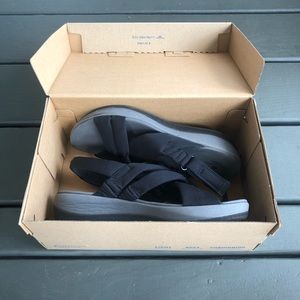 Semi brand new Clark Cloudsteppers!